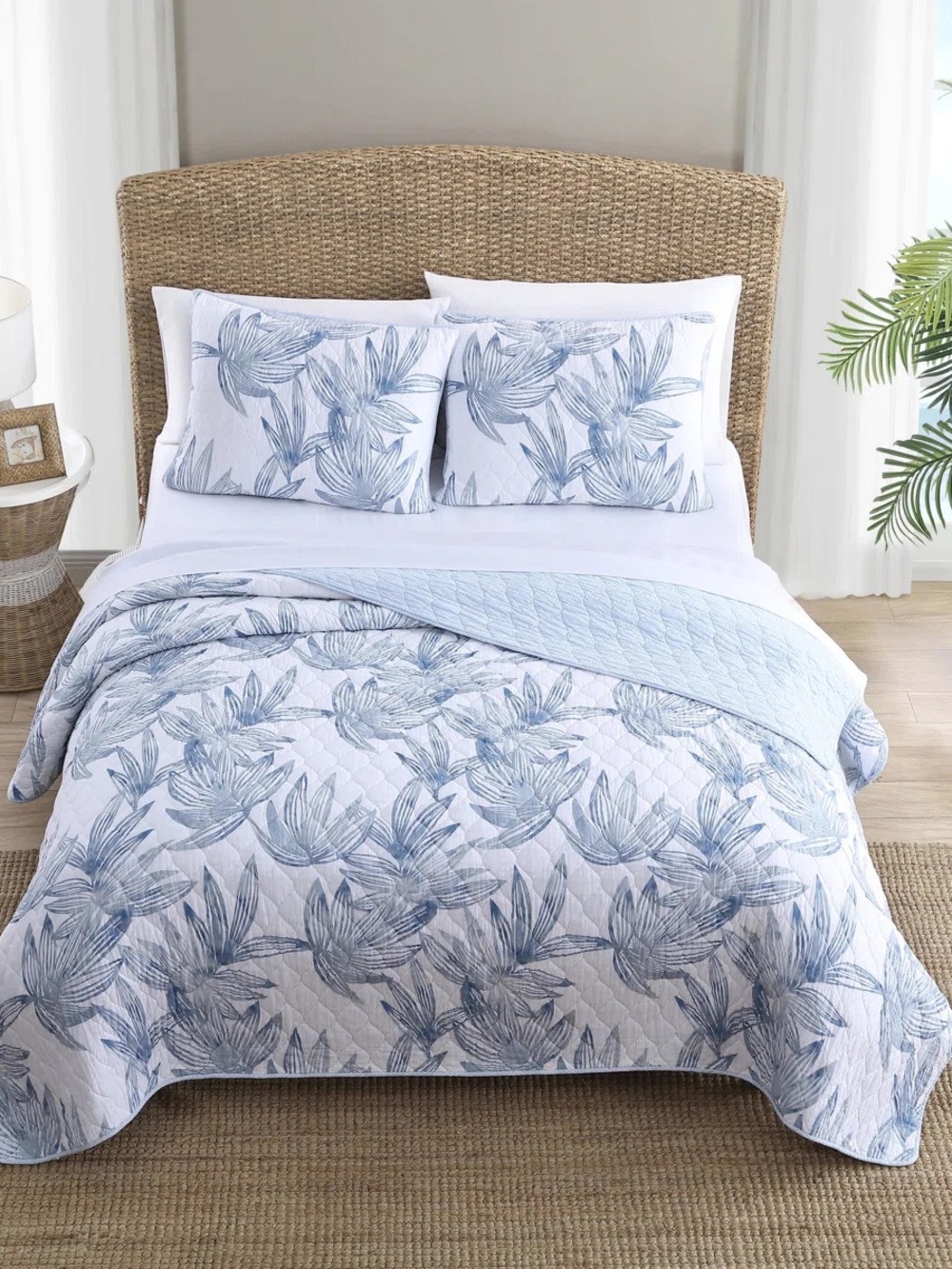 Tommy Bahama Cotton Quilt set Full/Queen